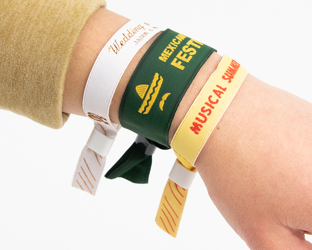 Armbänder oder Festivalbänder mit Ihrem eigenen Logo