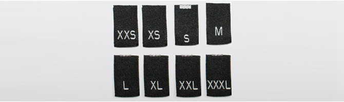 Schwarze Etiketten aus recyceltem Polyester - gewebte Größenetiketten XXS bis XXXL